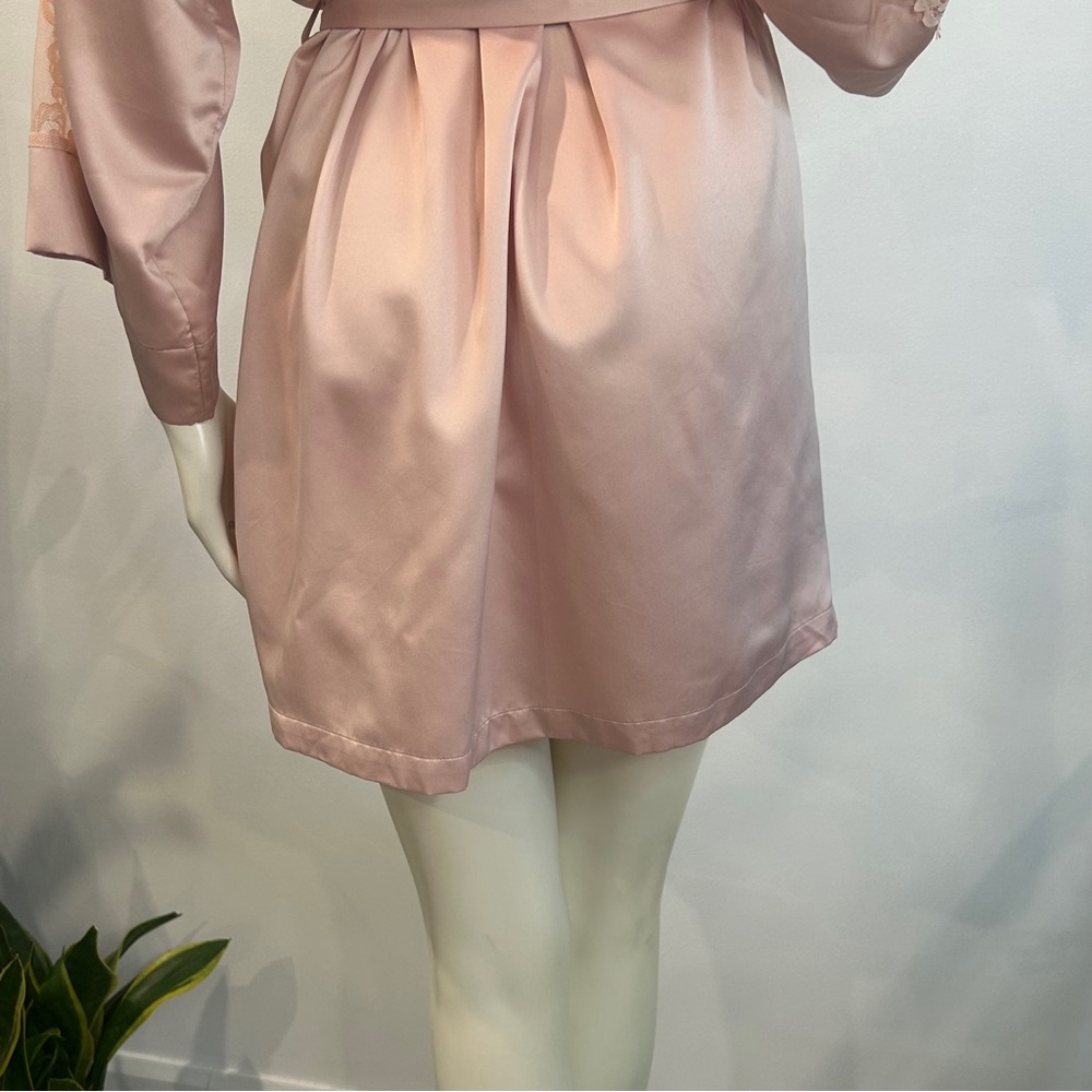 In Bloom by Jonquil Satin & Lace Shorty Robe - Picture 9 of 13